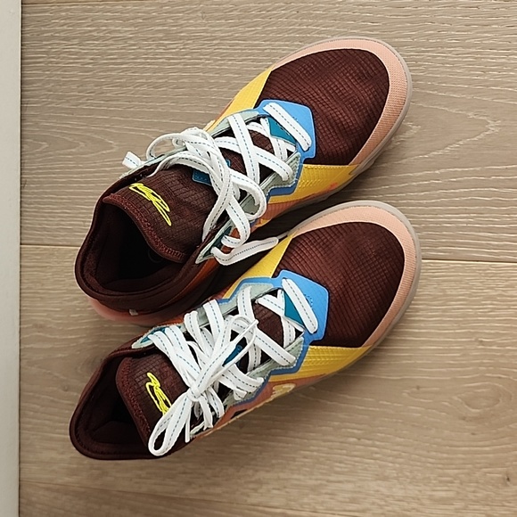 NIKE LEBRON 18 LOW X MIMI PLANGE "MAD KING" shoe women's size 7 - Picture 10 of 10